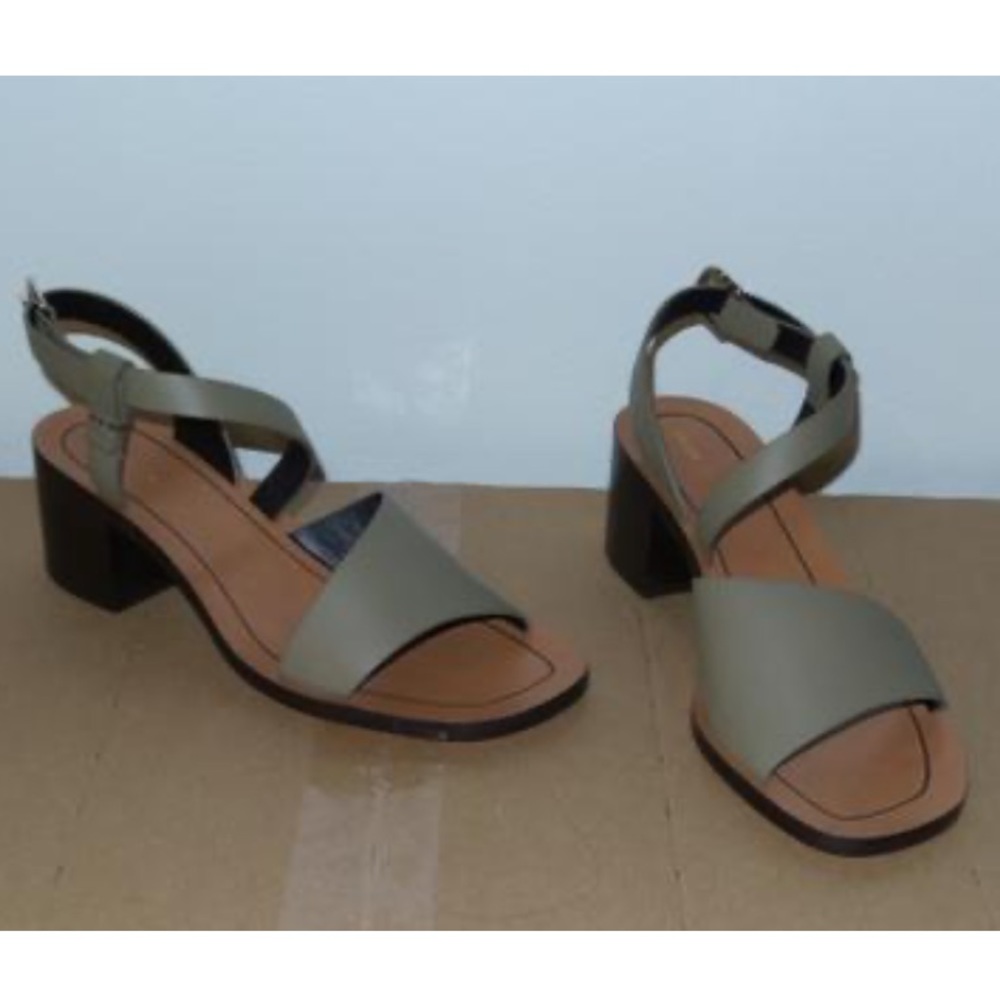CELINE SAGE GREEN SIDE SANDAL CALFSKIN LEATHER SANDALS 55 SIZE 39